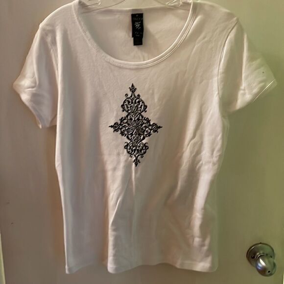 NY Collections Tee    - Picture 1 of 2